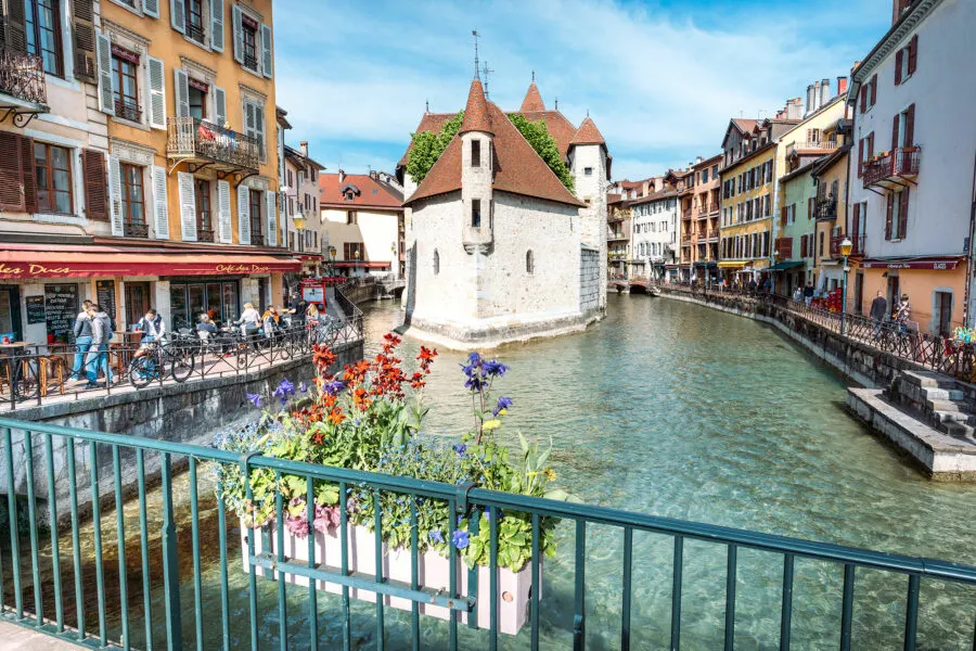 Best Things To Do In Annecy, France (A Travel Guide)