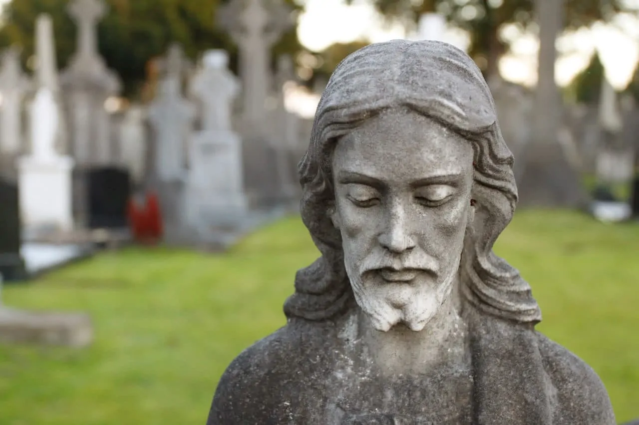 Dublin Things To Do: Glasnevin Cemetery