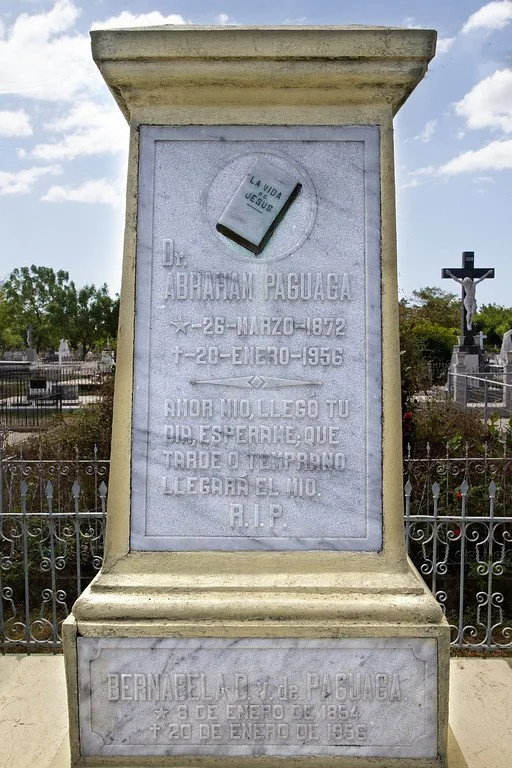 Doctor Paguaga Grave