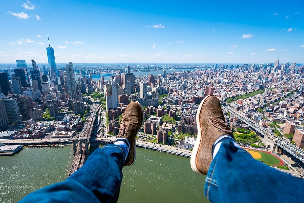 Hanging Out Of A Helicopter Over Manhattan Expert Vagabond