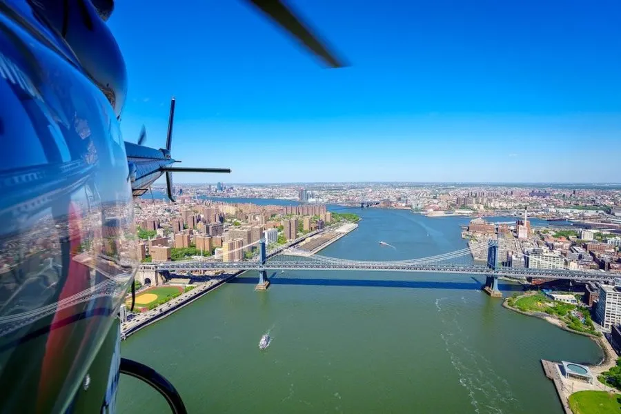 NYC 360º DOORS OFF / 25-30 MIN / FOR TWO PEOPLE – Heliflights Helicopter  Experience New York City