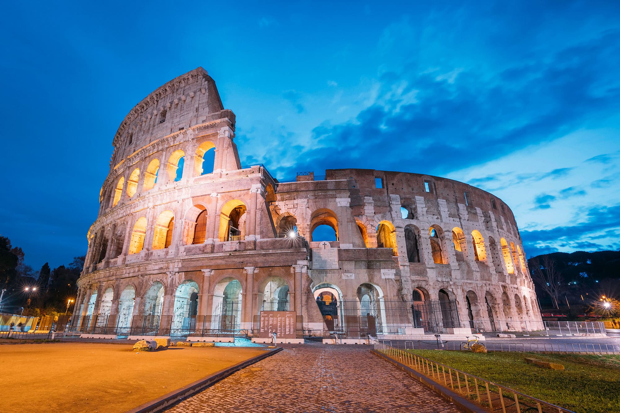 Roma de noche